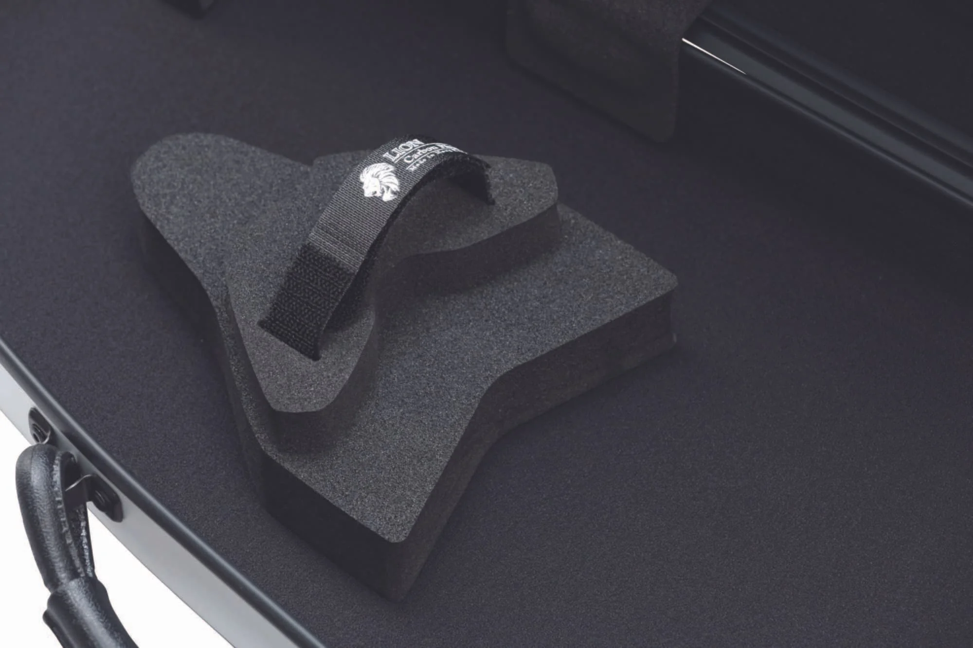 Lion Model 1600 Carbon Fiber Violin Case - Image 139