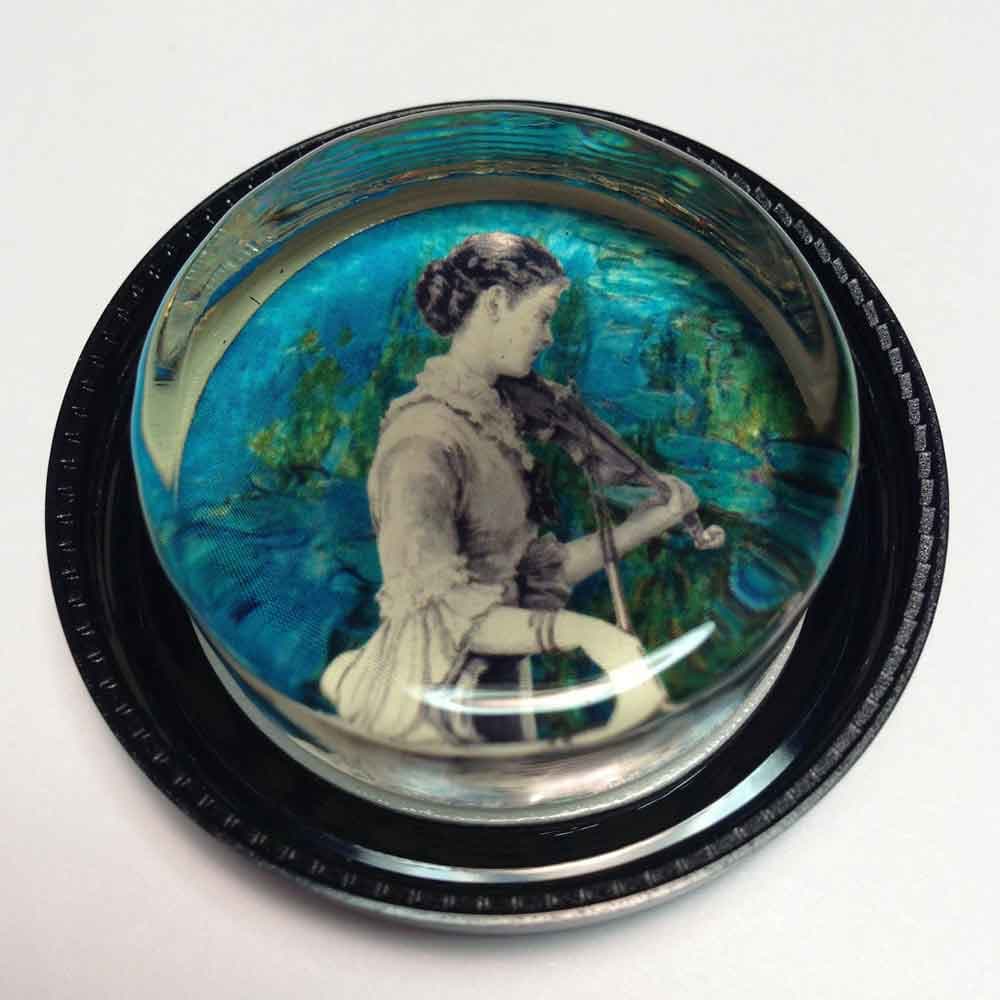 Magic Rosin Ultra for Cello and Bass - Minuet